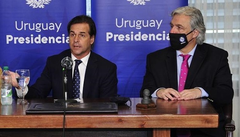 Caso OEA: Bustillo presentó renuncia y Lacalle Pou la descartó