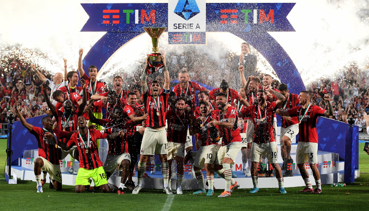 AC Milan se coronó campeón de Italia tras 11 años de sequía